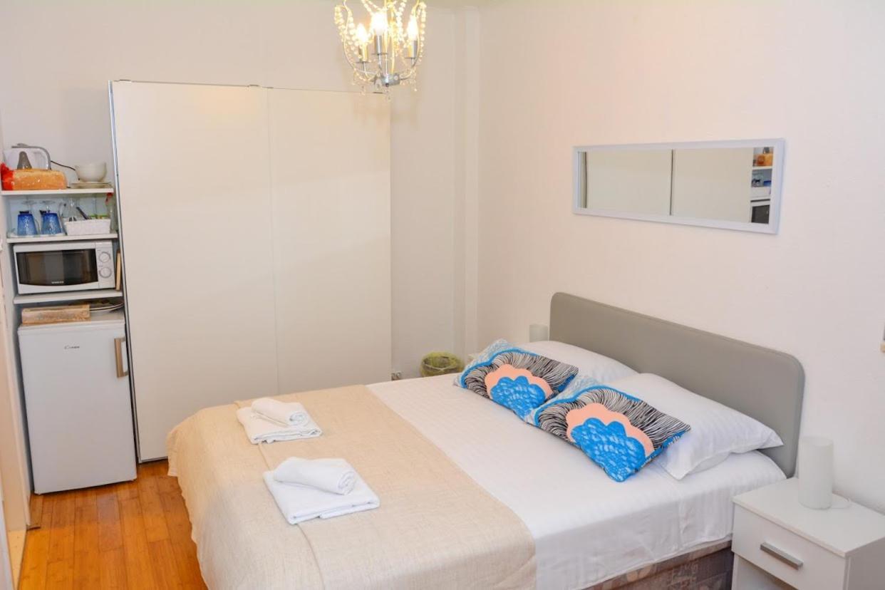 Apartment And Room Sveti Jakov ドゥブロブニク エクステリア 写真